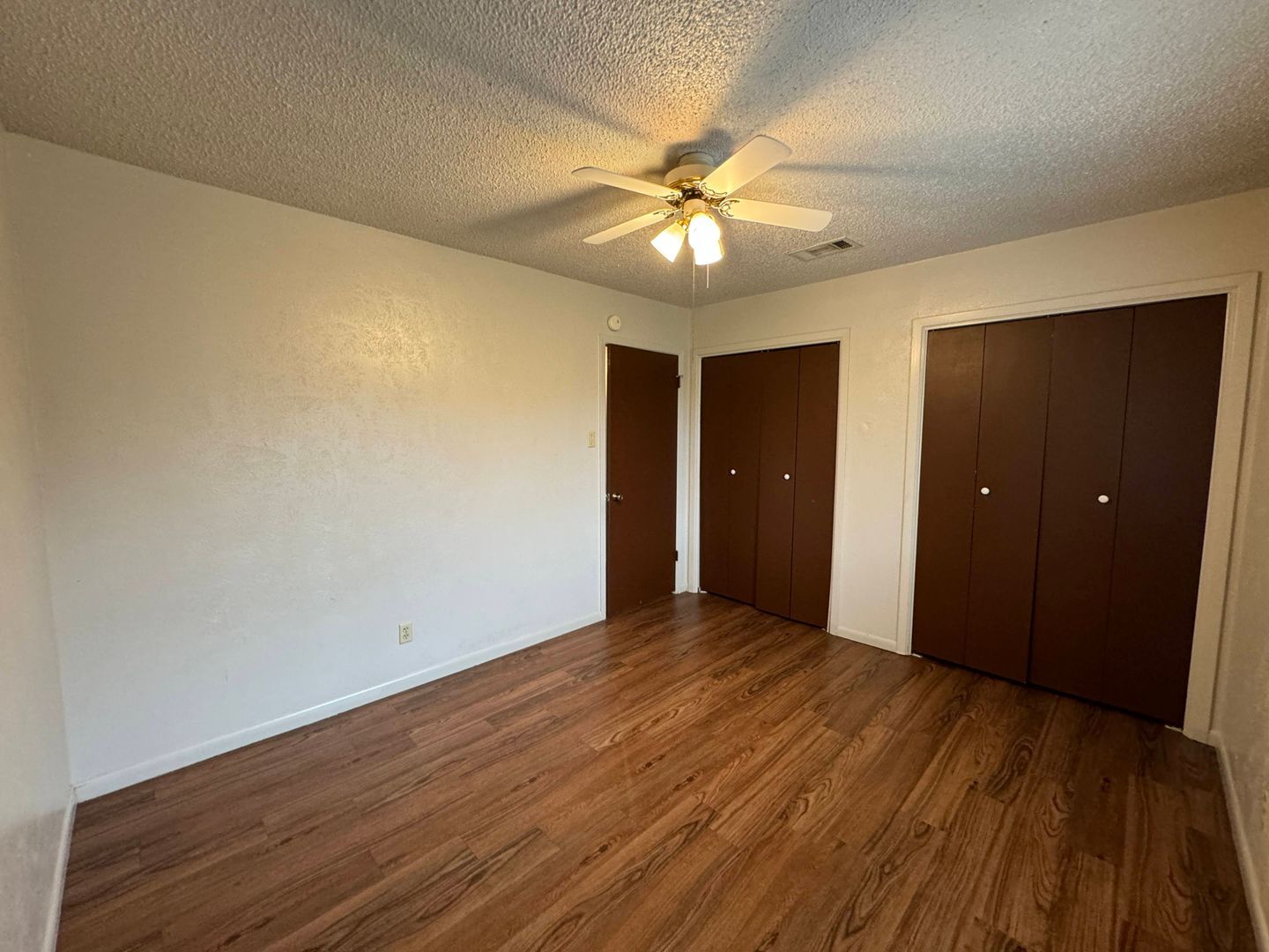 Building Photo - 2209 Wheeler Ave