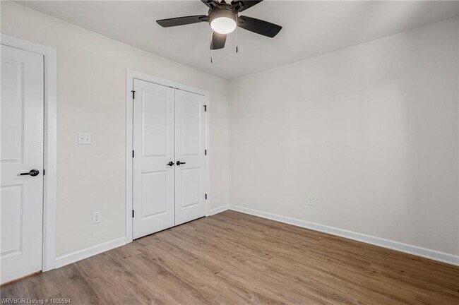 Building Photo - 1020 Hunter Dr