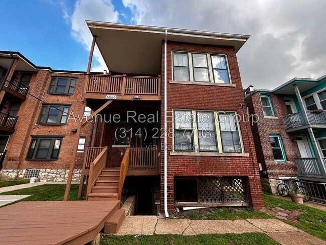 Building Photo - 6026 Pershing Ave