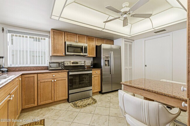 Building Photo - 571 Jimmy Buffett Mem Hwy