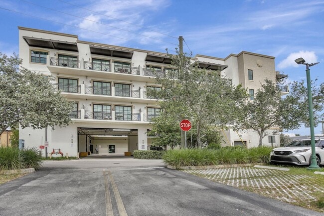 Building Photo - 4100 SW 64th Ave