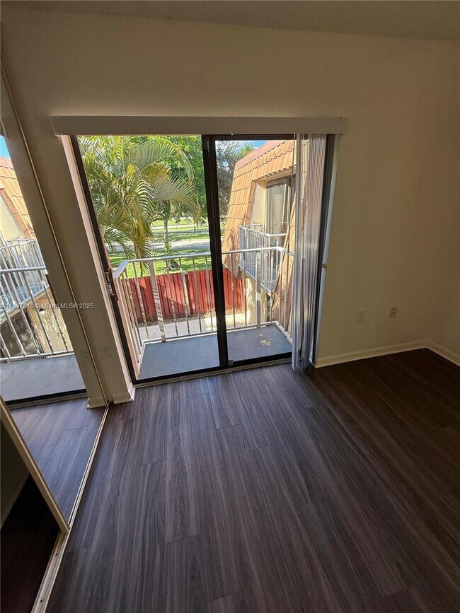 Building Photo - 738 Mill Valley Pl