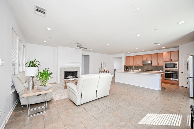 Building Photo - 28610 Cranford Sage Ln