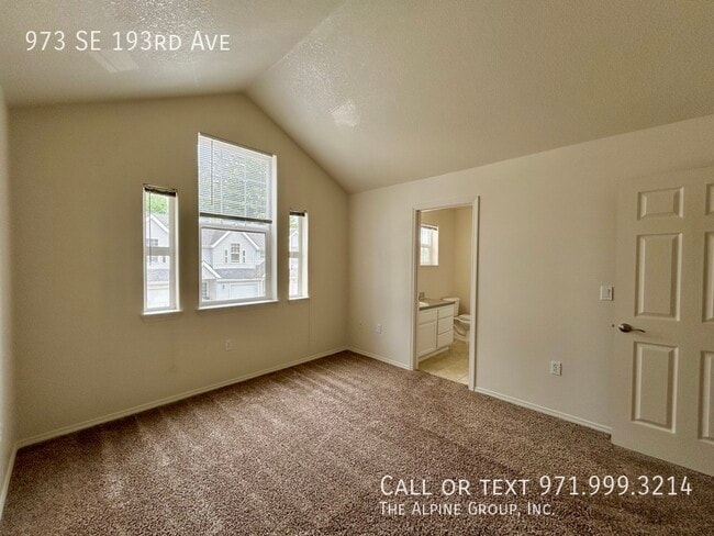Building Photo - 973 SE 193rd Ave