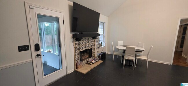 Building Photo - 8012 Rockhampton Cir