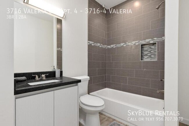 Building Photo - 3716 Valeria St