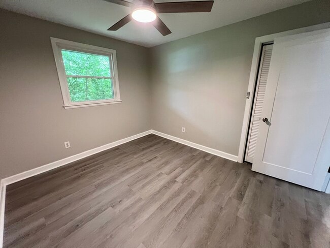 Building Photo - 157 Quail Dr