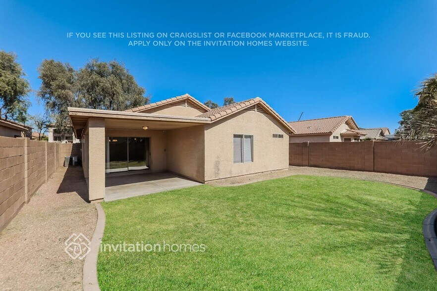 Building Photo - 17235 W Elaine Dr