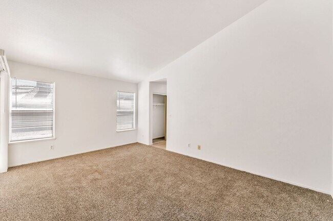 Building Photo - Comfort, Style & Single-Story Living in a Prime North Las Vegas Location!