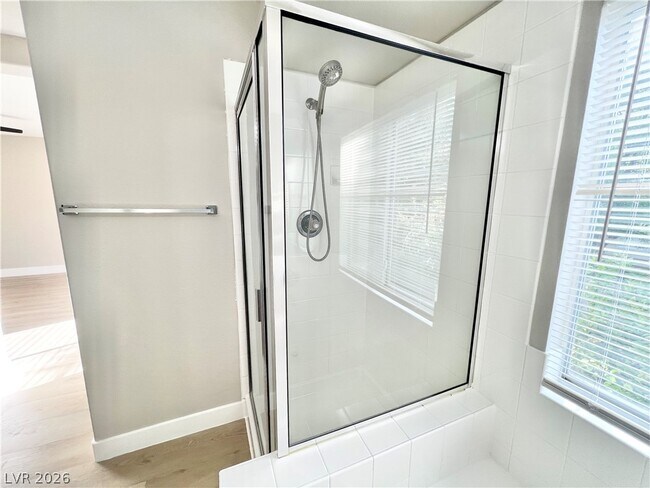 Building Photo - 1705 Encarta St