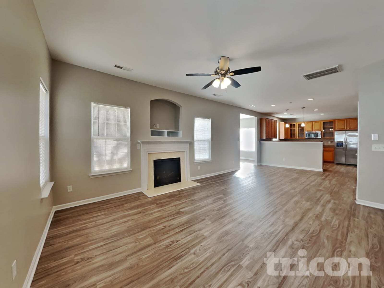 Building Photo - 4493 Paula Dr