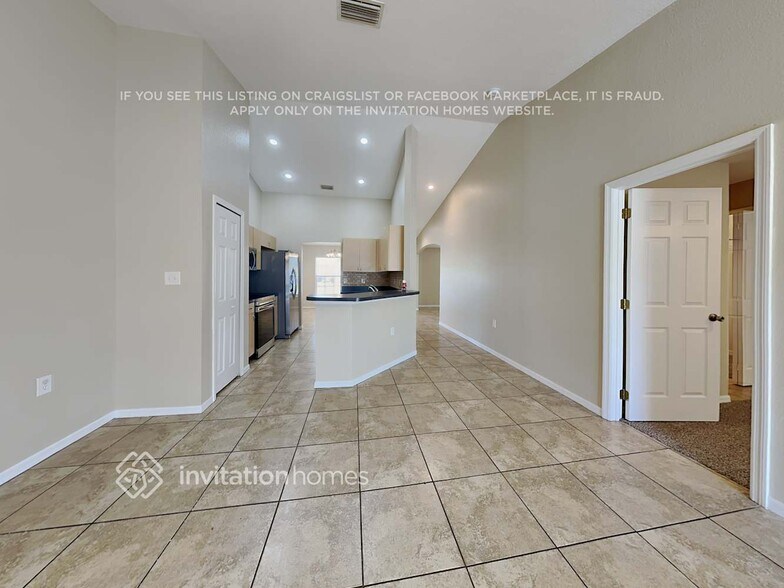 Building Photo - 513 Blackbird Ln