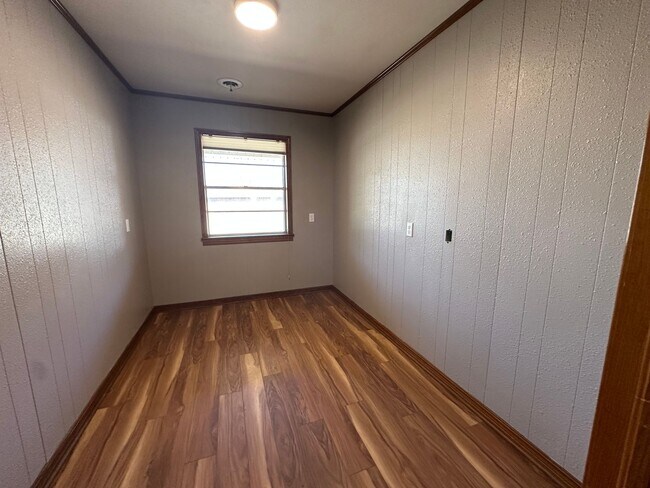 Building Photo - **COMING SOON ON JULY 1ST, 2026** Introducing a charming 3-bedroom, 2.5-bathroom home located in ...