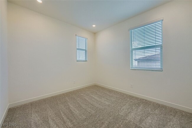 Building Photo - 11737 Stone Curlew Ave