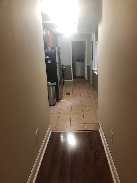 Building Photo - 3 Bedroom House in Fells Point with a roof...