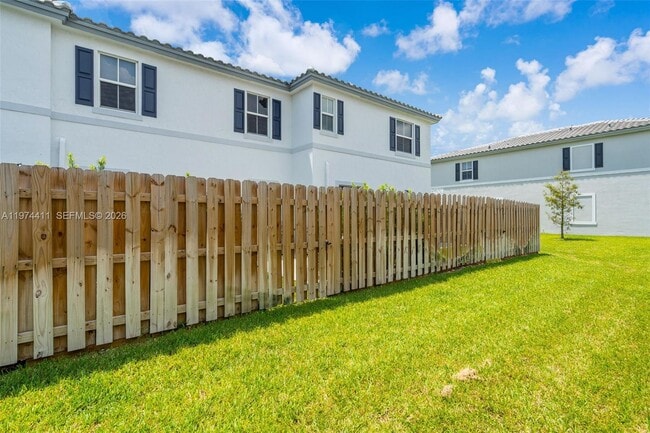 Building Photo - 11927 NW 46th St