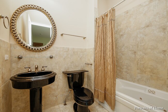 Building Photo - 5S550 Radcliff Rd