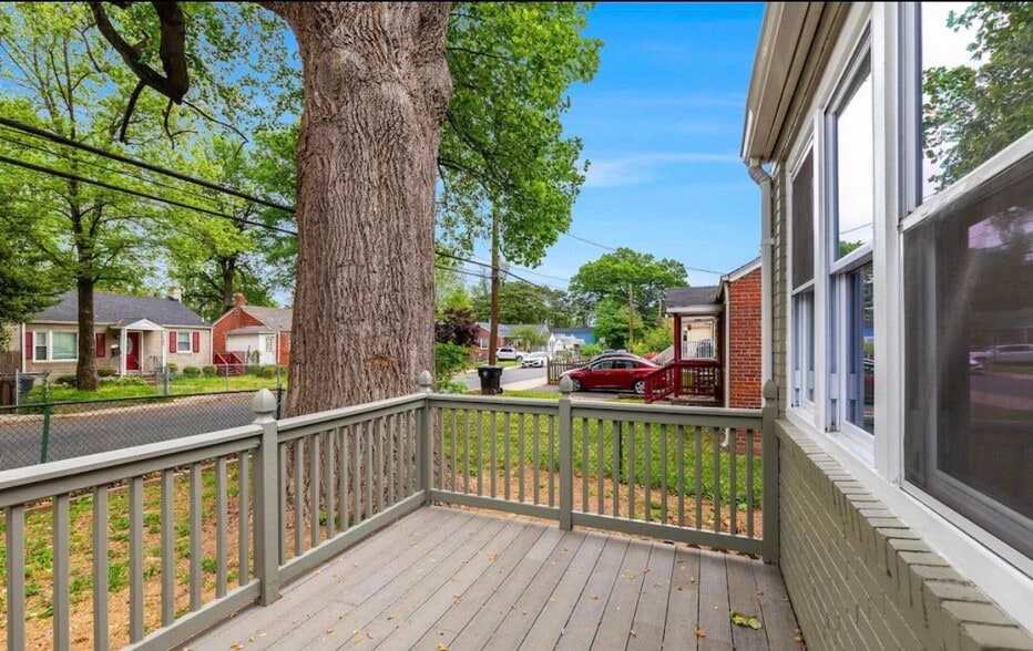 Building Photo - 3403 Allison St