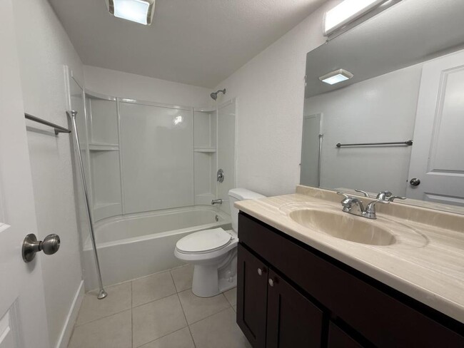 Building Photo - 110 N Richmont Dr