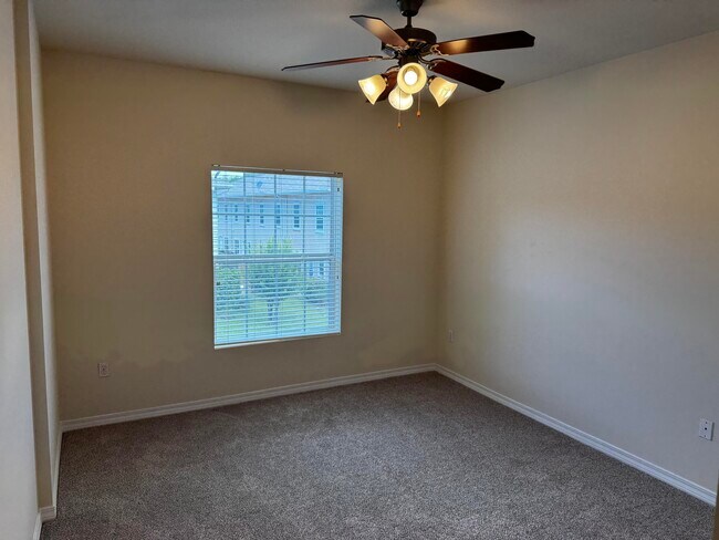 Building Photo - 1512 Bentley Cir