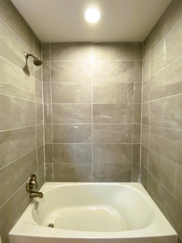 Building Photo - 201 Harmons Way