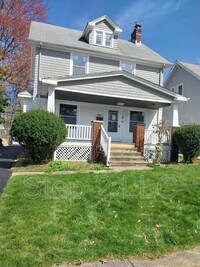 Building Photo - 1047 Quilliams Rd