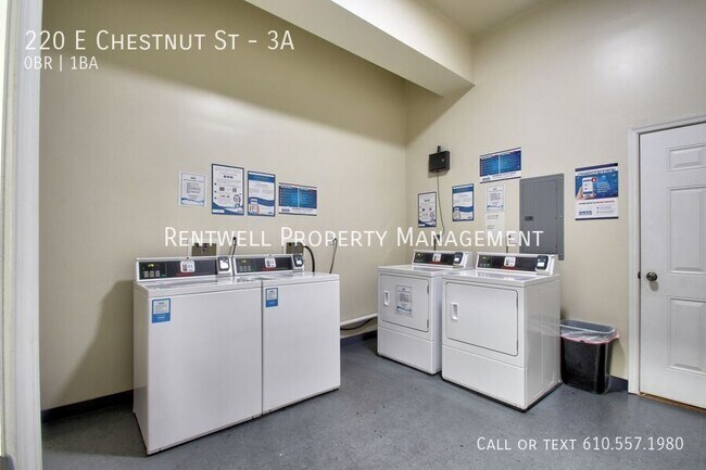 Building Photo - 220 E Chestnut St