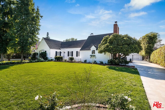 Building Photo - 4649 Sancola Ave