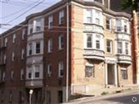 Building Photo - 1701 Sycamore Street