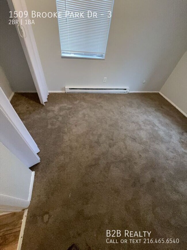 Building Photo - 1509 Brooke Park Dr