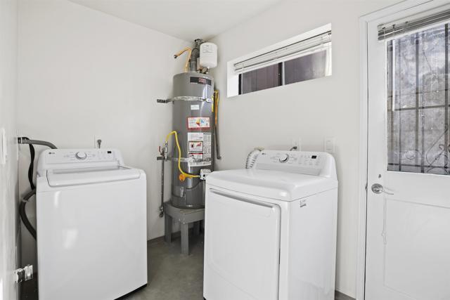 Building Photo - 1531 Glenwood Dr