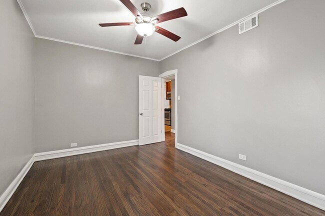 Building Photo - 3752 W Division St