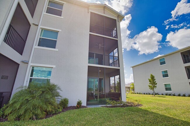 Building Photo - Golf Transfer New Construction 3-Bedroom 2-Bathroom First Floor Condo in the desirable Wellen Gol...