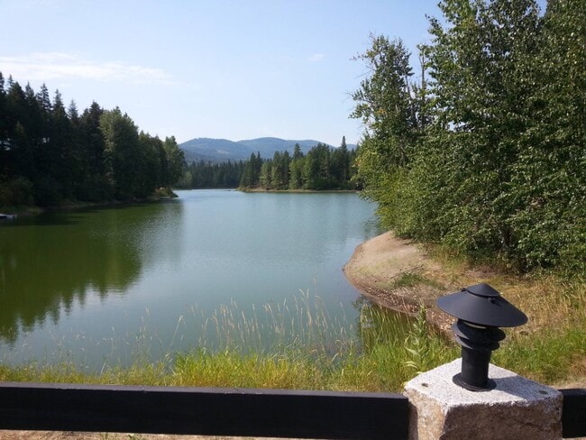 Building Photo - 134 Hanaford Rd