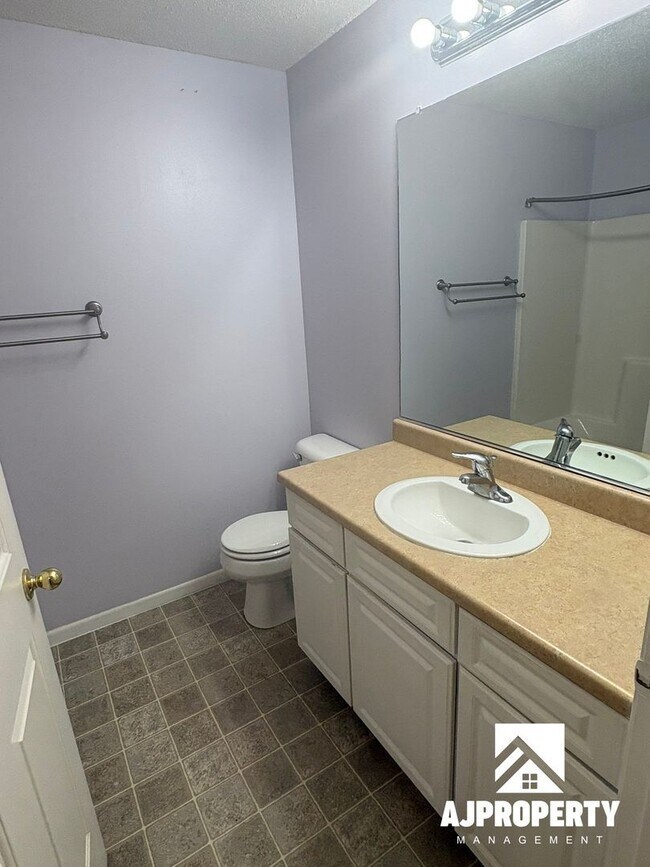Building Photo - 7107 56th St