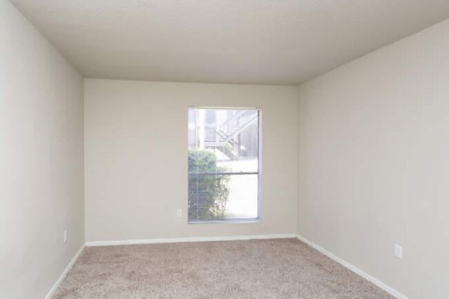 Building Photo - 1 bedroom in Austin TX 78753