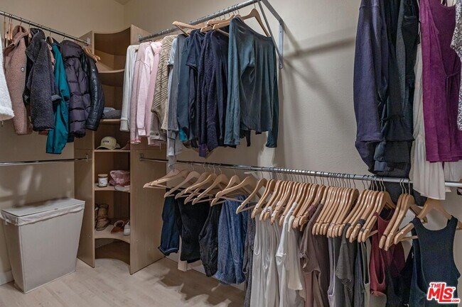 Building Photo - 23639 Clover Trail