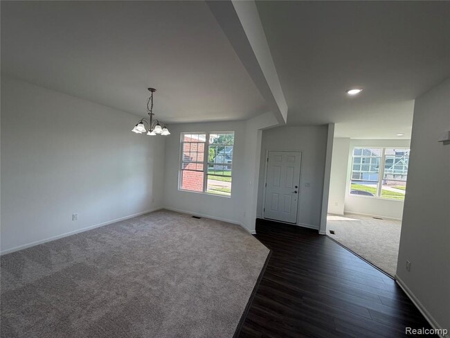 Building Photo - 22274 Hilda Ln