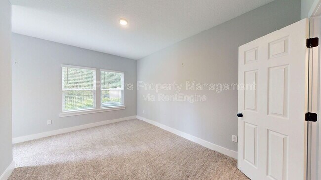 Building Photo - 9921 Element Rd