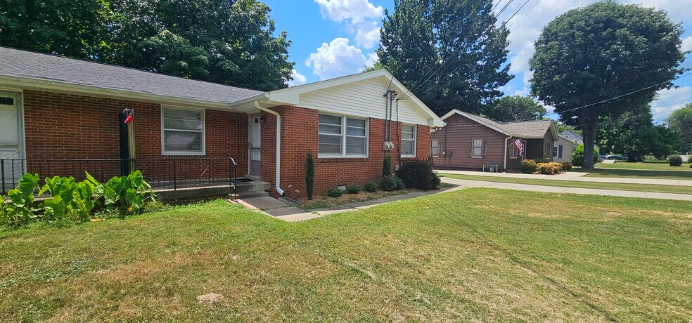 Building Photo - 203 Nokes Dr