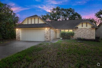 Building Photo - 12701 Europa Ln