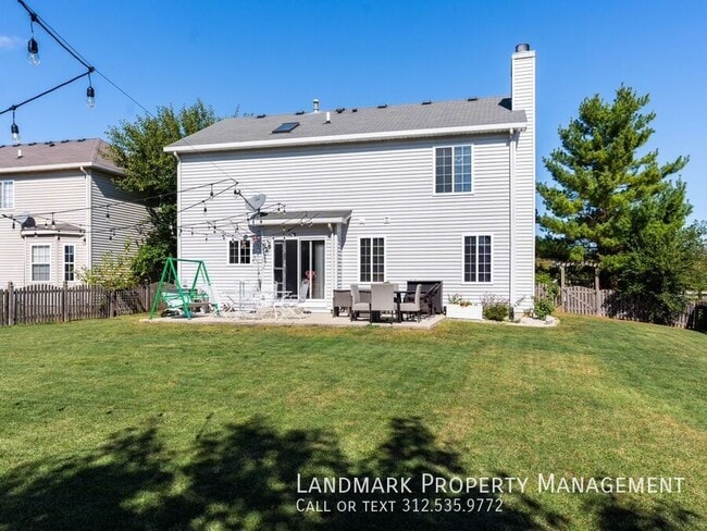 Building Photo - 20857 Brentwood Ct