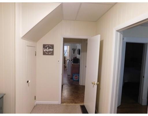 Building Photo - 42 Baldwin St