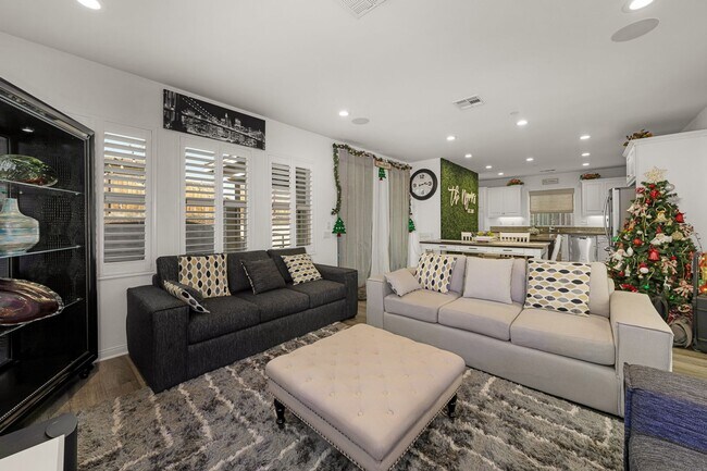 Building Photo - Chula Vista home for rent