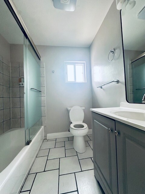 Building Photo - 1468 Chalcedony St