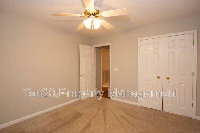 Building Photo - 59 Walnut Ct