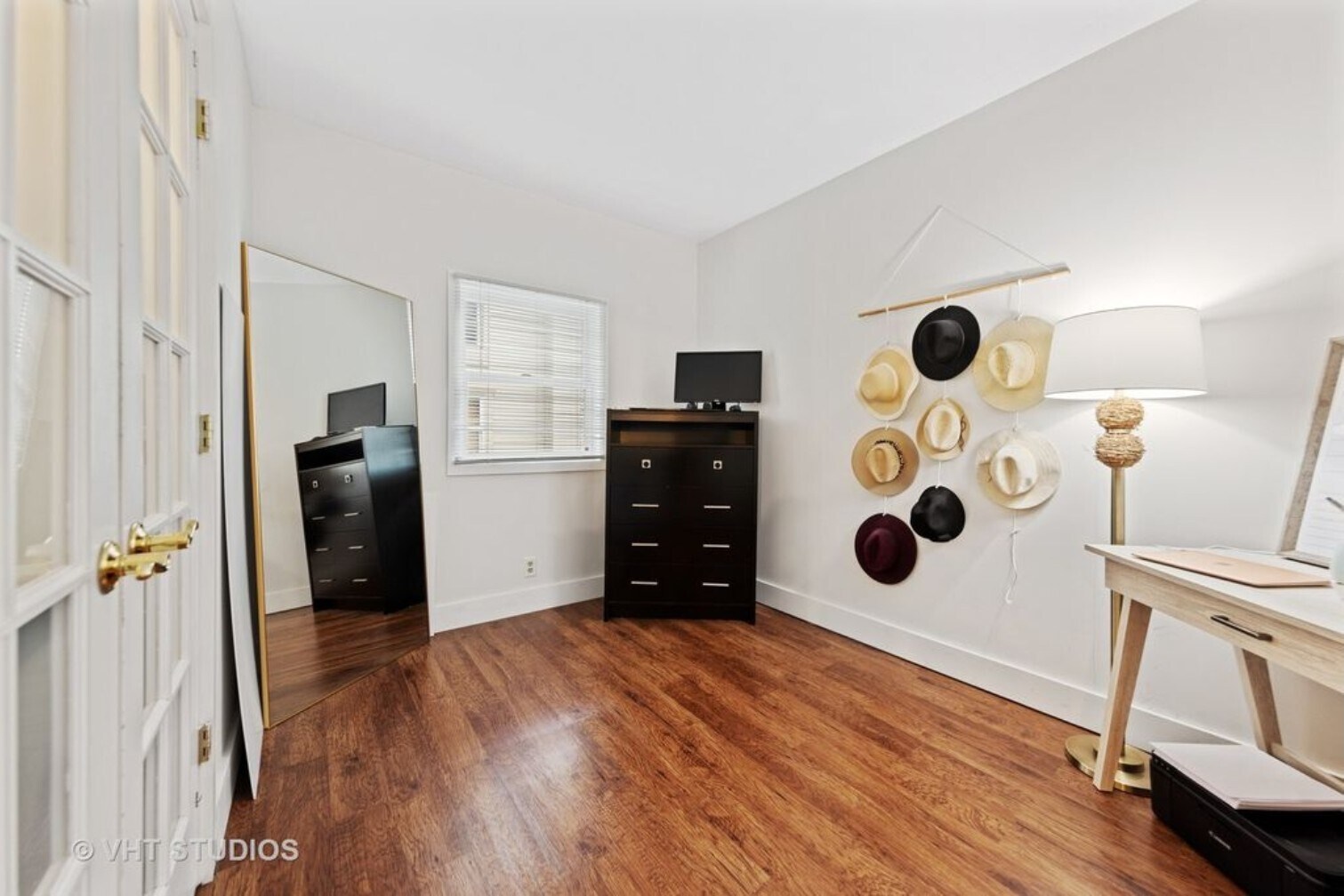 Bedroom 2 - 219 Center St