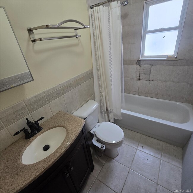 Building Photo - 238-12 148th Dr