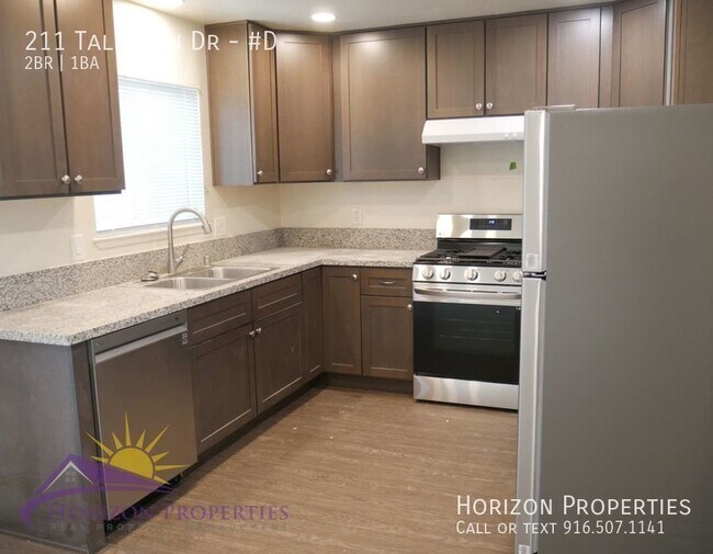 Building Photo - 211 Talisman Dr