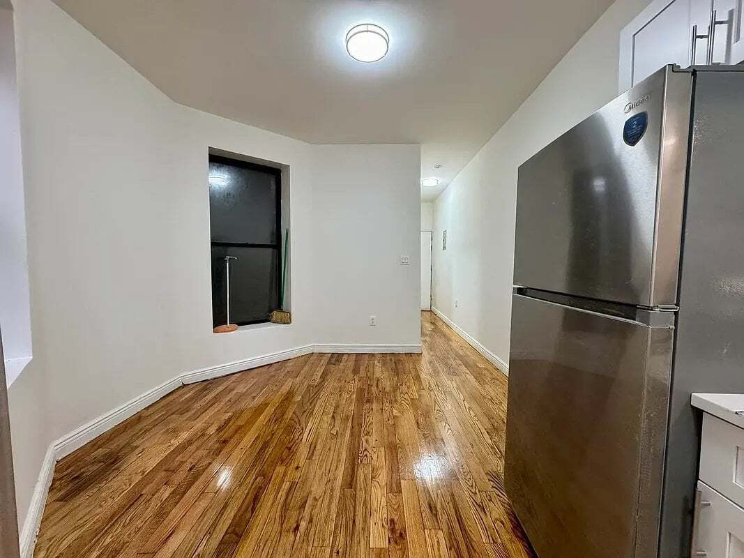 Building Photo - 132 W 129th St